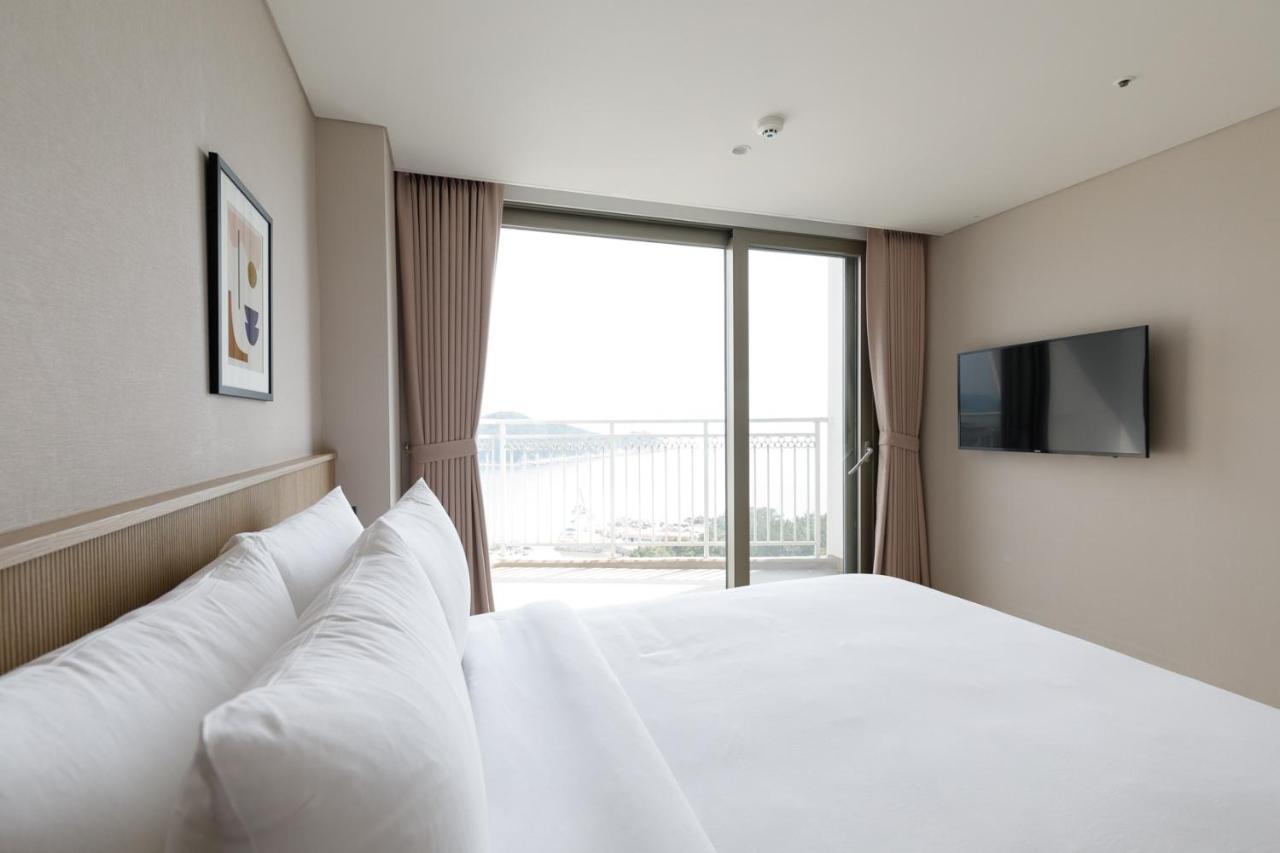 The Week & Resort Incheon Extérieur photo